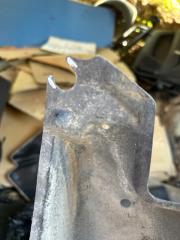 Подкрылок правый передний Toyota Isis ANM10 1az-fse 53875-44070 2 ракурс