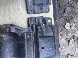 Защита двигателя Toyota Isis ZNM10 1zz-fe 51442-44050.-51441-44050 2 ракурс