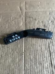 Крепление бампера правое заднее Toyota Sienta NCP81 1nz-fe 52575-52100 1 ракурс