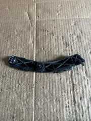 Крепление бампера правое заднее Toyota Sienta NCP81 1nz-fe 52575-52100 2 ракурс