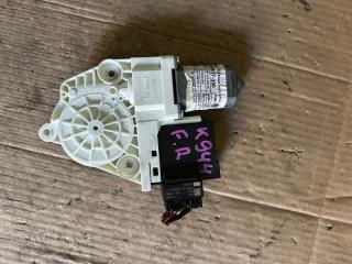 Мотор стеклоподъемника правый передний VOLKSWAGEN Polo 9n, WVWZZZ9NZ8UO32265 BTS 1 ракурс