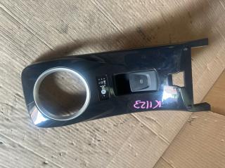 Консоль кпп Nissan Leaf ZE0 em61 2 ракурс