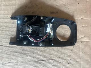 Консоль кпп Nissan Leaf ZE0 em61 3 ракурс