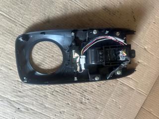 Консоль кпп Nissan Leaf ZE0 em61 4 ракурс