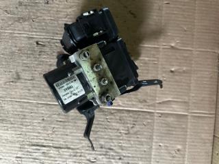Блок abs Honda Insight ZE2 lda TM8A5 3 ракурс Блок abs Honda Insight ZE2 lda TM8A5 3 ракурс