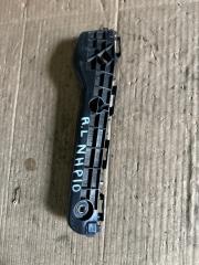 Запчасть крепление бампера заднее левое Toyota Aqua