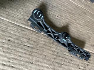 Крепление бампера левое заднее Toyota Sienta NCP81 1nz-fe 52156-52060 3 ракурс