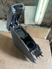 Бардачок между сиденьями Toyota Prius ZVW30 2zr-fxe 3 ракурс
