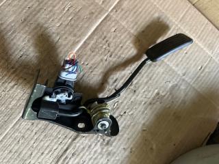 Педаль газа Toyota Sienta NCP81 1nz-fe 78010-52011 1 ракурс