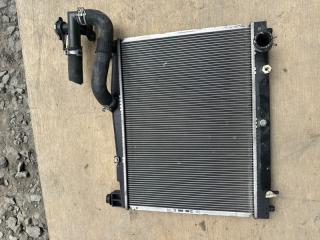 Радиатор основной Toyota Sienta NCP81 1nz-fe 2 ракурс Радиатор основной Toyota Sienta NCP81 1nz-fe 2 ракурс