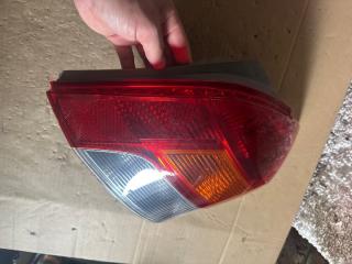 Стоп-сигнал правый Toyota Vitz KSP90 1kr-fe 52-185 2 ракурс