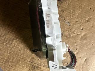 Спидометр Toyota Passo KGC30 1KR-FE 83800-B1880 3 ракурс