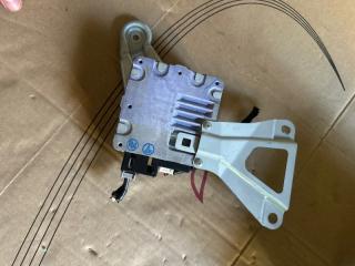 Блок управления рулевой колонкой Toyota Voxy ZRR70 3zr-fae 89650-28230 2 ракурс