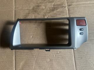 Консоль магнитофона Toyota Ractis NCP100 1nz-fe 55405-52600 1 ракурс