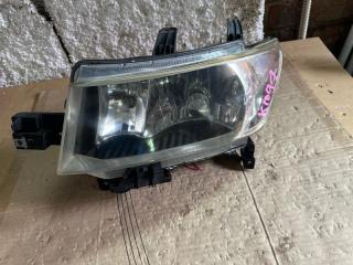 Запчасть фара левая Toyota BB