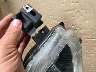 Фара правая Toyota BB QNC21 3SZ-FE B1-2 3 ракурс