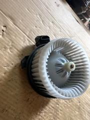 Мотор печки Toyota BB QNC20 K3-VE 4 ракурс