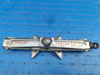 Домкрат TOYOTA CROWN JZS130 3 ракурс