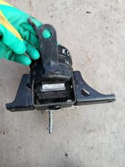 Подушка двигателя правая TOYOTA VITZ KSP90 1KR-FE 3 ракурс