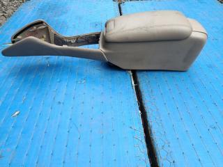 Бардачок между сиденьями TOYOTA PROGRES JCG10 1JZ-FSE 2 ракурс