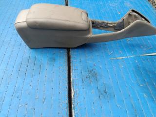 Бардачок между сиденьями TOYOTA PROGRES JCG10 1JZ-FSE 3 ракурс
