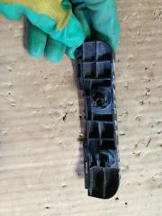 Крепеж бампера правый задний TOYOTA WISH ZGE20 2ZR-FAE 52575-68020 3 ракурс
