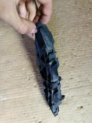 Крепеж бампера левый передний Toyota Voxy ZRR70 3zr-fae 52116-28160 2 ракурс