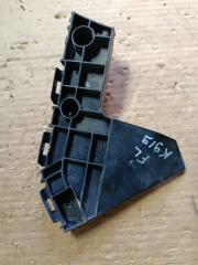 Крепеж бампера левый передний Toyota Voxy ZRR70 3zr-fae 52116-28160 1 ракурс