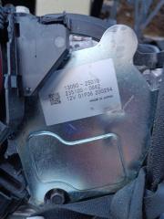 Двигатель TOYOTA YARIS MXPH10 m15a-fxe 4 ракурс