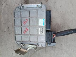 Блок efi Toyota Voxy ZRR70 3zr-fae 89661-28C41 1 ракурс