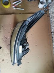 Фара правая TOYOTA VOXY ZRR70 28203 2 ракурс Фара правая TOYOTA VOXY ZRR70 28203 2 ракурс