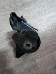 Подушка двигателя левая HONDA STEP WAGON RK1 R20A 3 ракурс