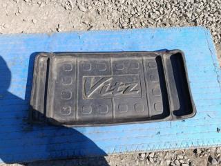 Коврик багажника TOYOTA VITZ SCP90 1 ракурс