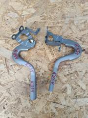 Петля капота TOYOTA PASSO KGC30 1KR-FE 1 ракурс
