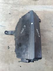 Блок предохранителей TOYOTA CROWN GRS182 3GR-FSE 2 ракурс