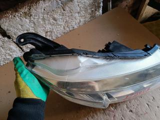 Фара правая TOYOTA TANK M900A 1KR 4 ракурс