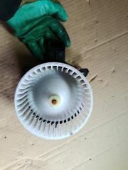 Мотор печки TOYOTA YARIS MXPH10, KSP210 m15a-fxe 3 ракурс