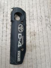 Пластиковая крышка на двс TOYOTA ISIS ANM15 1AZ-FSE 1 ракурс