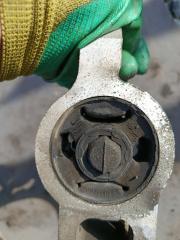 Рычаг правый передний VOLKSWAGEN TOURAN 1t, WVGZZZ1TZ9W058356 BMY 3 ракурс