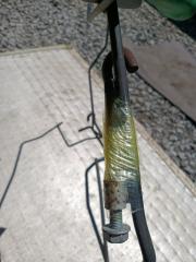 Крепеж запаски HONDA STREAM RN6 R18A 2 ракурс