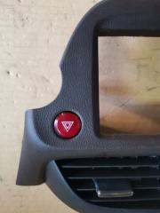 Консоль магнитофона HONDA fit Shuttle GP2 77250tf70020 2 ракурс
