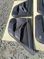 Обшивка дверей TOYOTA AVENSIS AZT250 1AZ-FSE 4 ракурс