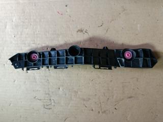 Крепеж бампера левый задний TOYOTA Yaris Cross MXPJ10 52576-52210 1 ракурс