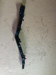Крепеж бампера левый задний TOYOTA Yaris Cross MXPJ10 52576-52210 2 ракурс