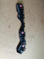 Крепеж бампера правый задний TOYOTA VOXY ZWR80 52155-28130 1 ракурс