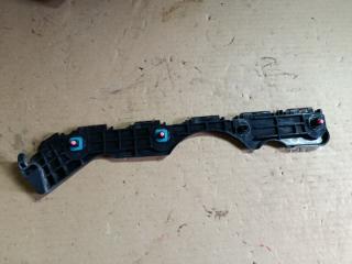 Крепеж бампера правый задний TOYOTA VOXY ZWR80 52155-28130 4 ракурс
