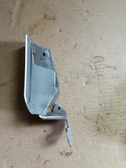 Накладка на крыло левая передняя TOYOTA VOXY ZRR70 76902-28060 2 ракурс