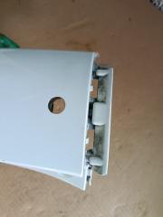 Планка под стоп правая задняя TOYOTA VOXY ZRR80 3zr-fae 52165-28020 3 ракурс