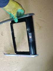 Консоль магнитофона TOYOTA COROLLA FIELDER NKE165 1NZ-FXE 2 ракурс