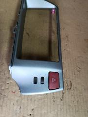 Консоль магнитофона TOYOTA RACTIS NCP100 1NZ-FE 2 ракурс